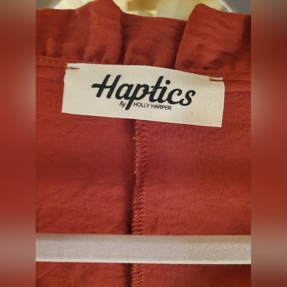 Haptics Ruffle Blouse - Picture 6 of 7
